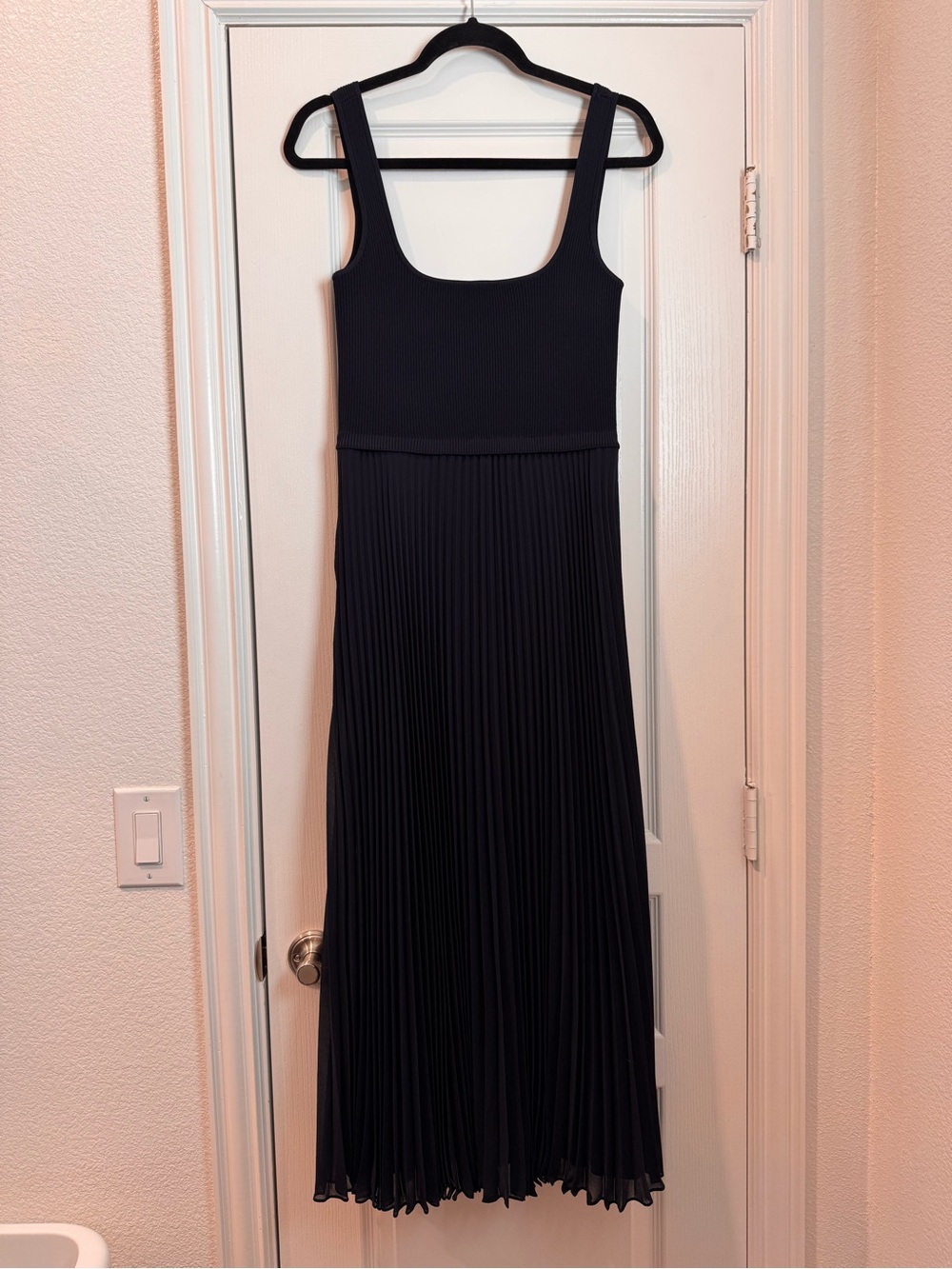 Club Monaco Scoop Neck Dress